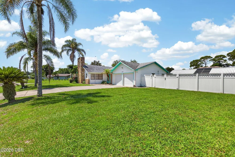 3330 Vista Palm Drive Edgewater, FL 32141