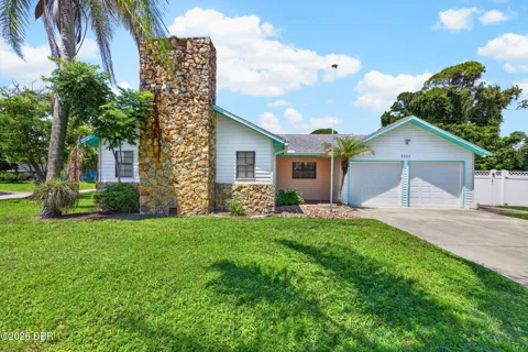 3330 Vista Palm Drive