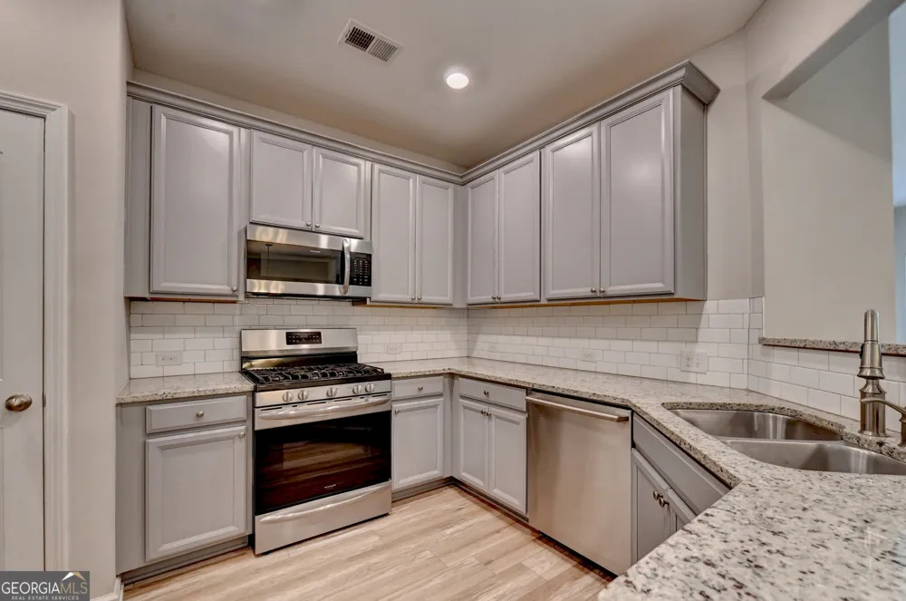 1246 Foxcroft LN Cumming, GA 30041