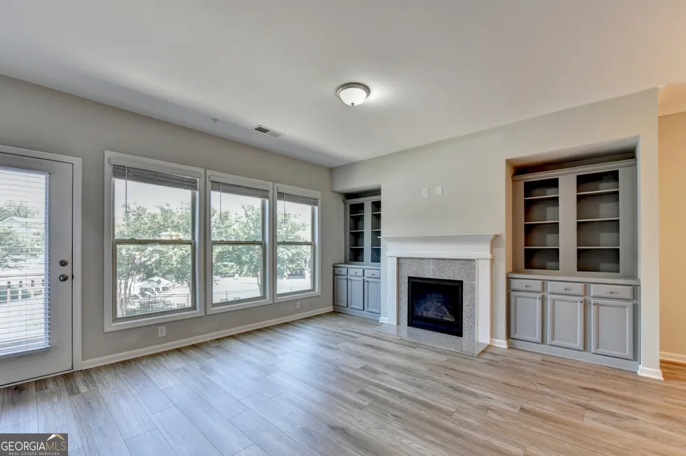 1246 Foxcroft LN Cumming, GA 30041