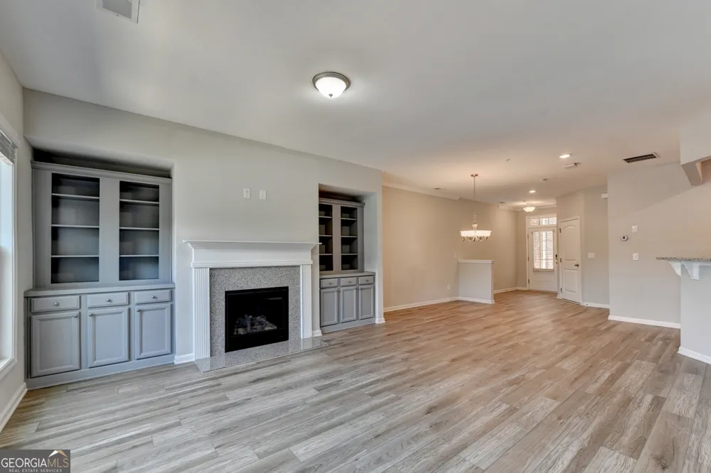 1246 Foxcroft LN Cumming, GA 30041
