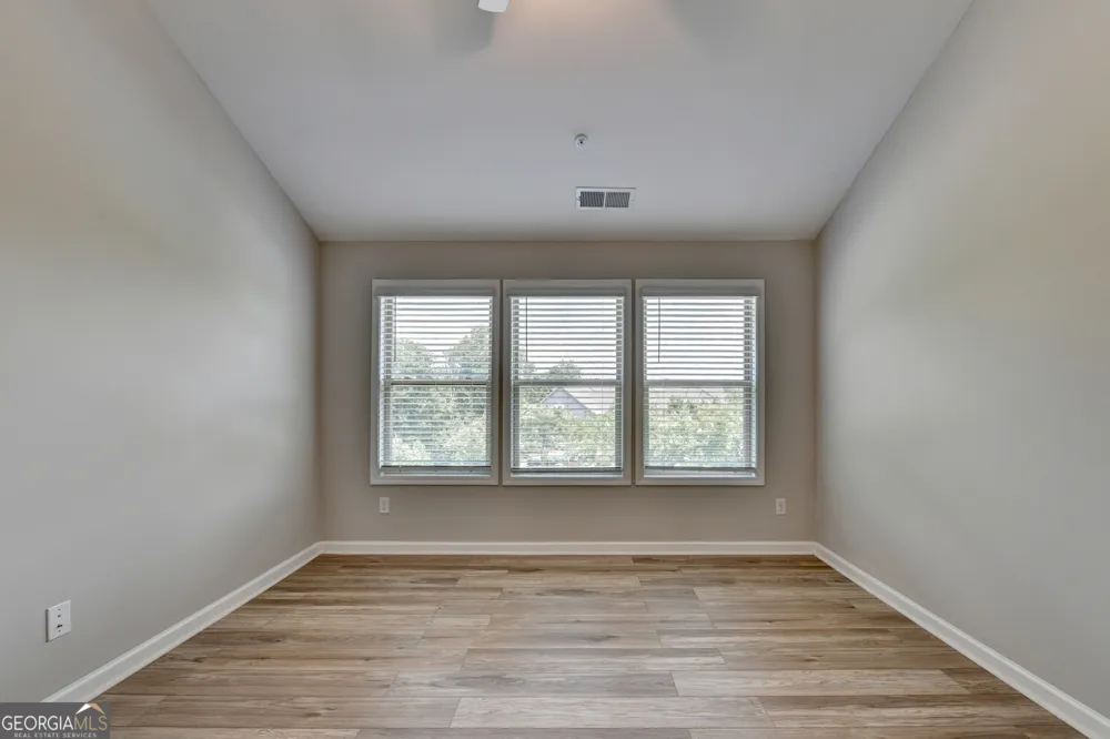 1246 Foxcroft LN Cumming, GA 30041