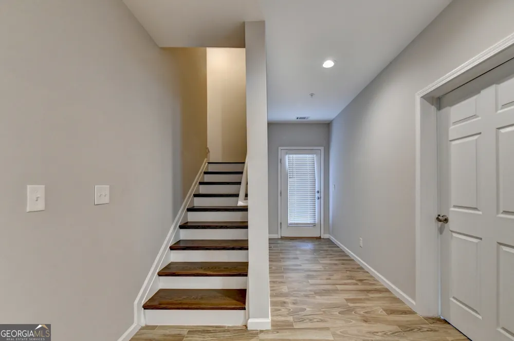 1246 Foxcroft LN Cumming, GA 30041