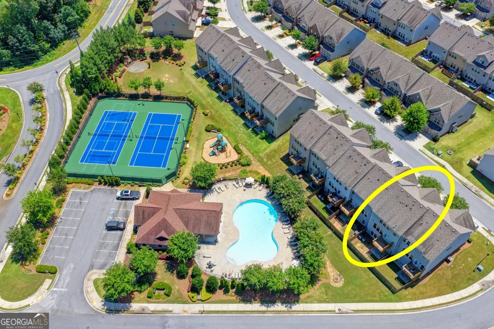 1246 Foxcroft LN Cumming, GA 30041