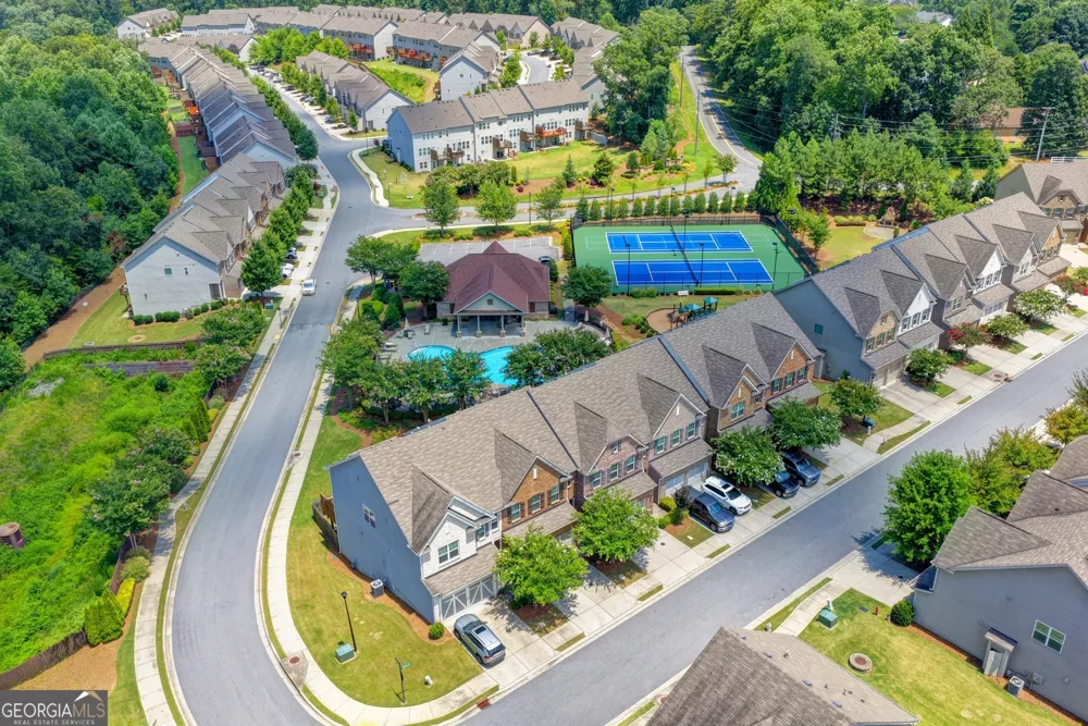 1246 Foxcroft LN Cumming, GA 30041