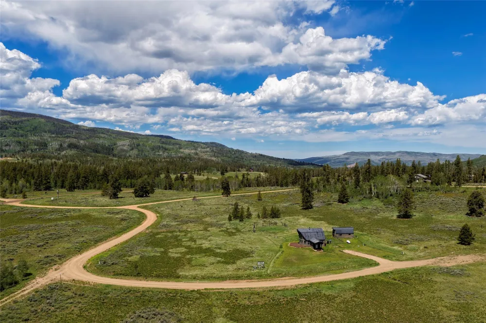 21109 Yuma Way Oak Creek, CO 80467