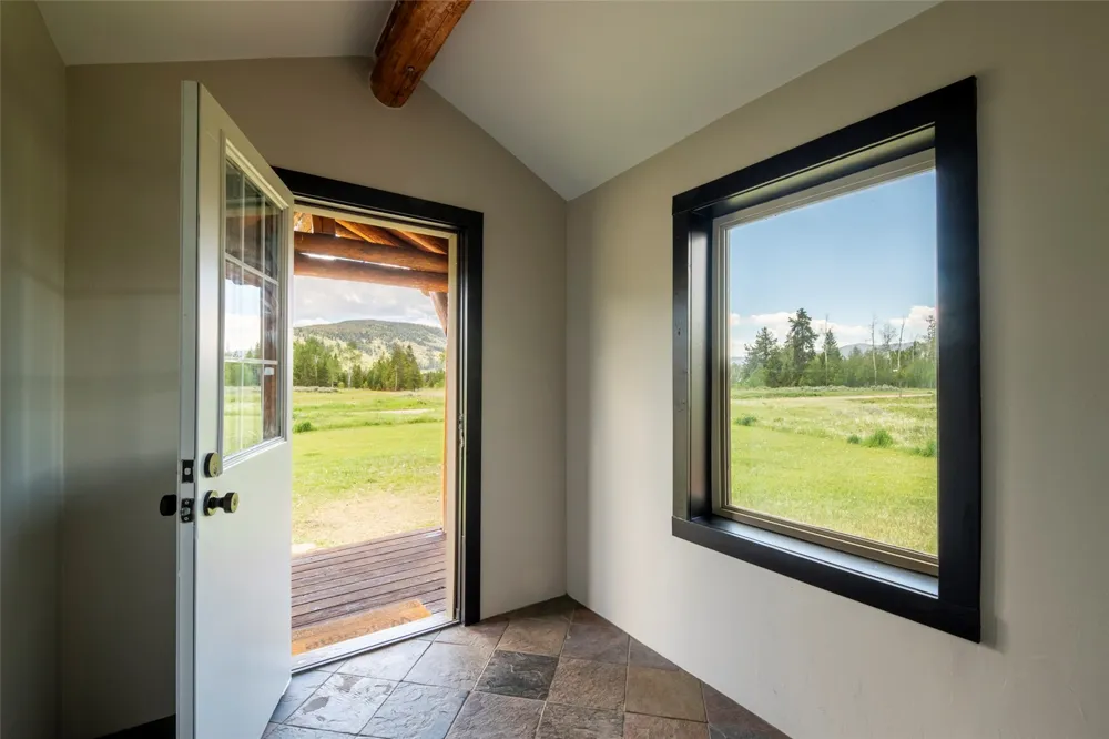 21109 Yuma Way Oak Creek, CO 80467