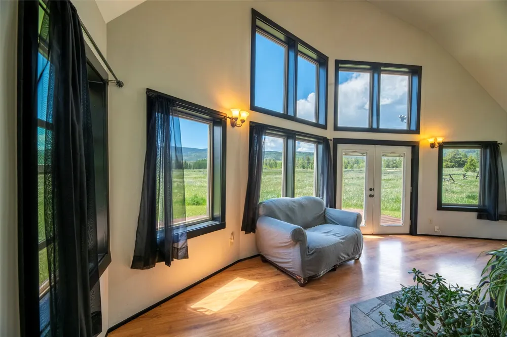 21109 Yuma Way Oak Creek, CO 80467