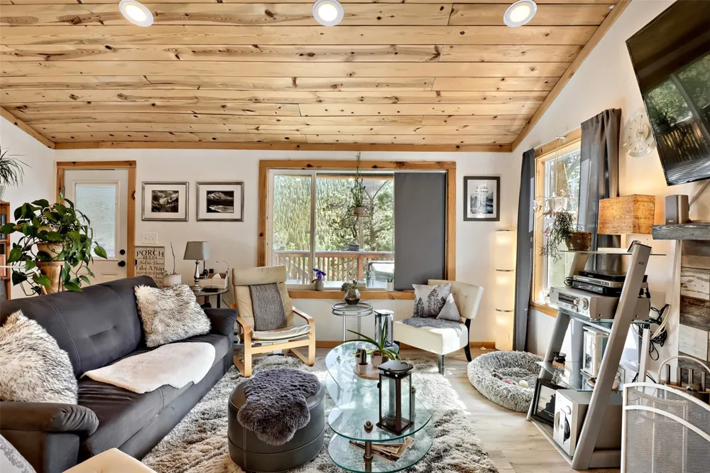 226 Hall Road Bailey, CO 80421