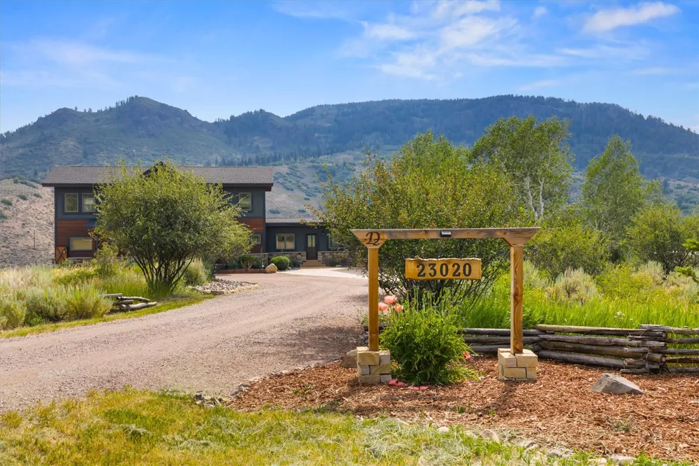 23020 Lynx Basin Lane Oak Creek, CO 80467