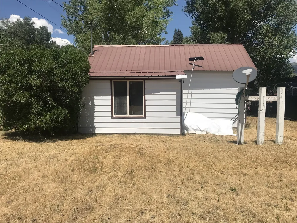 25865 Routt Street Phippsburg, CO 80469