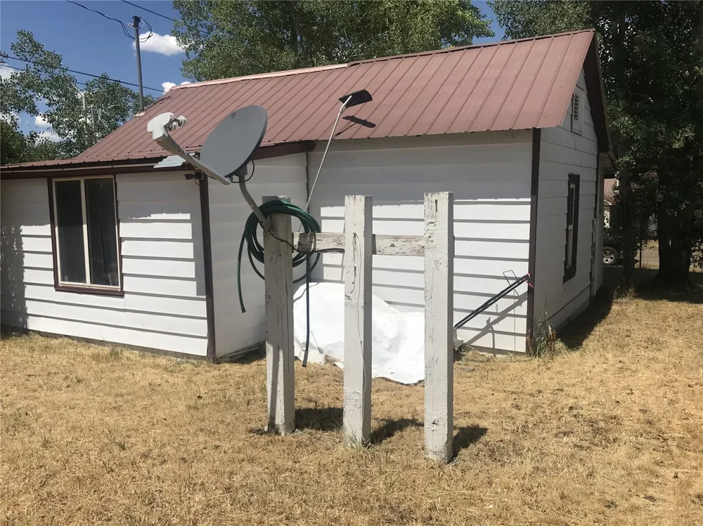 25865 Routt Street Phippsburg, CO 80469