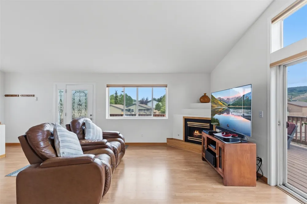 380 Riley Road Silverthorne, CO 80498