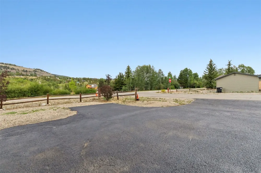 380 Riley Road Silverthorne, CO 80498
