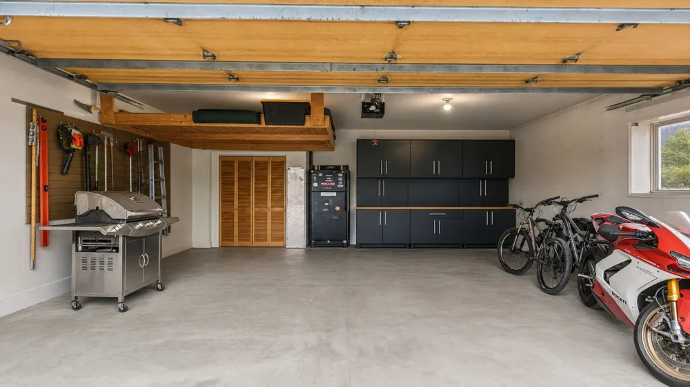 380 Riley Road Silverthorne, CO 80498
