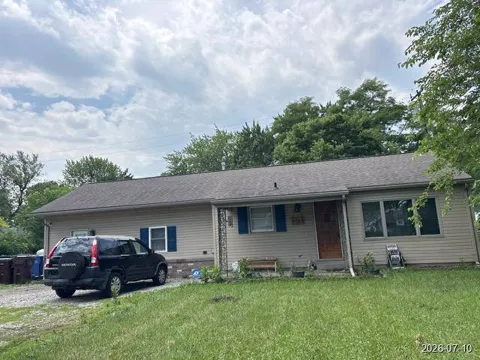3240 Baycrest Dr