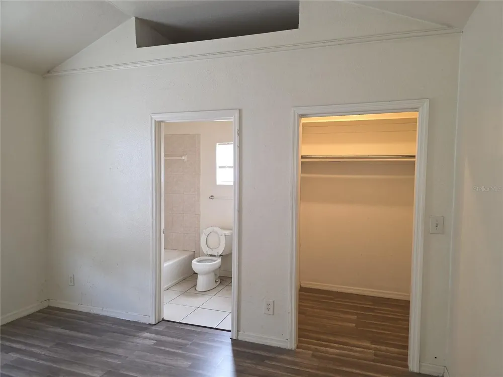 1800 22ND AVENUE S St Petersburg, FL 33712