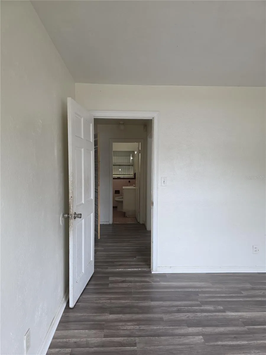 1800 22ND AVENUE S St Petersburg, FL 33712