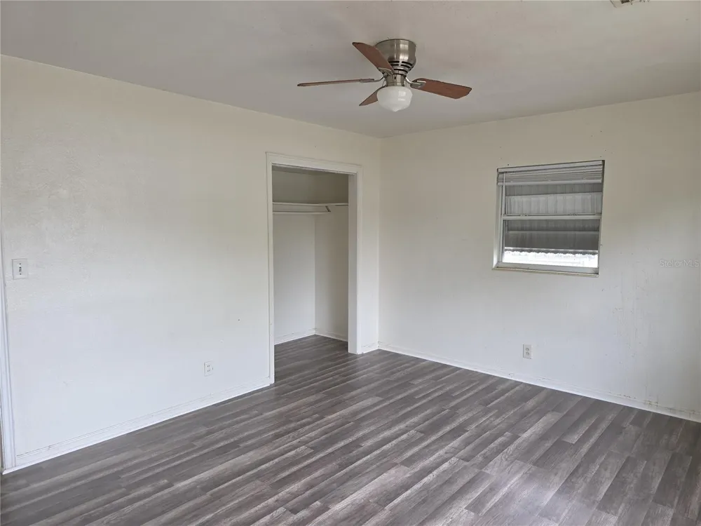 1800 22ND AVENUE S St Petersburg, FL 33712