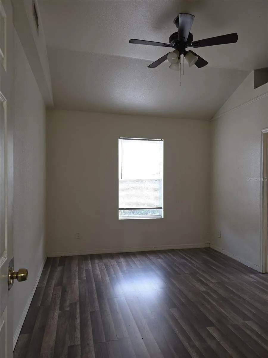 1800 22ND AVENUE S St Petersburg, FL 33712