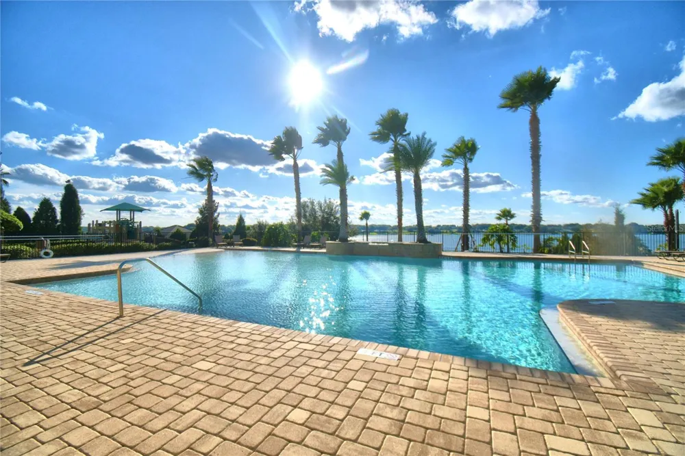 4401 JULIANA LAKE DRIVE Auburndale, FL 33823