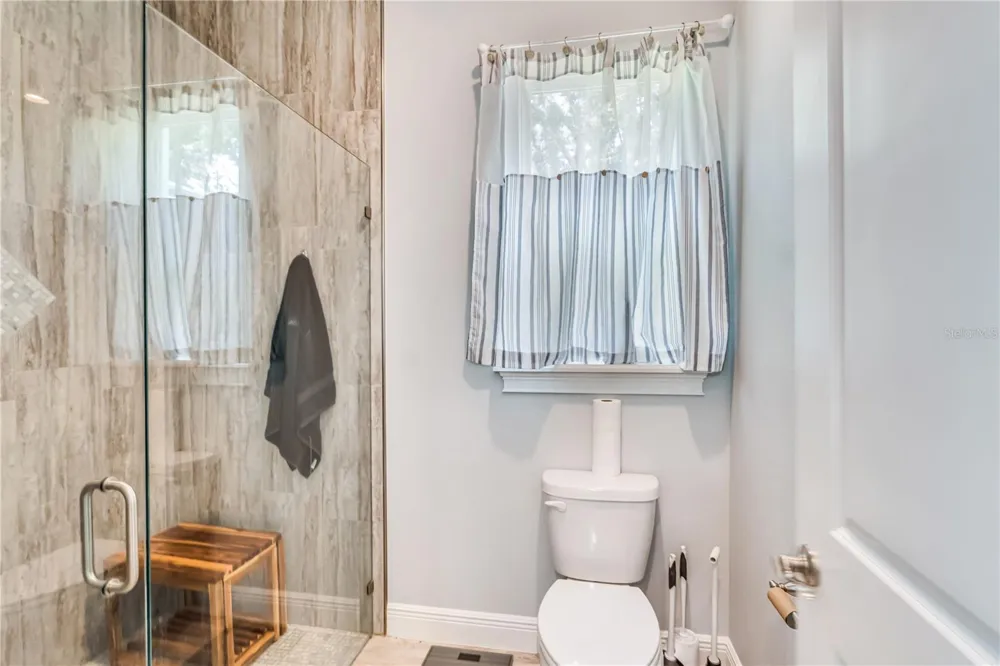 728 LAKE DIAMOND AVENUE ocala, FL 34472