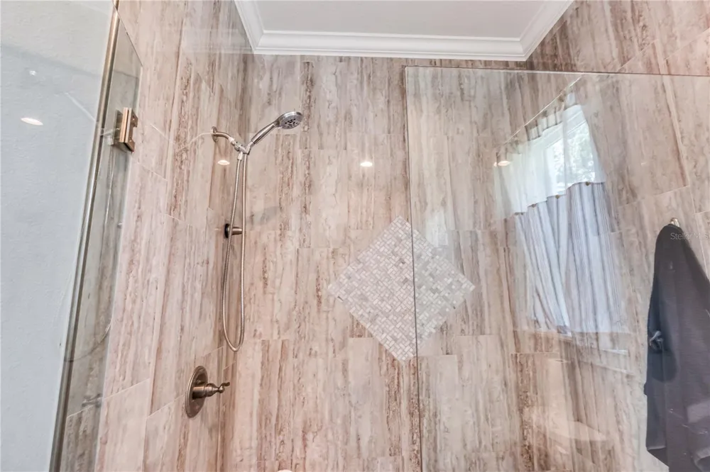 728 LAKE DIAMOND AVENUE ocala, FL 34472