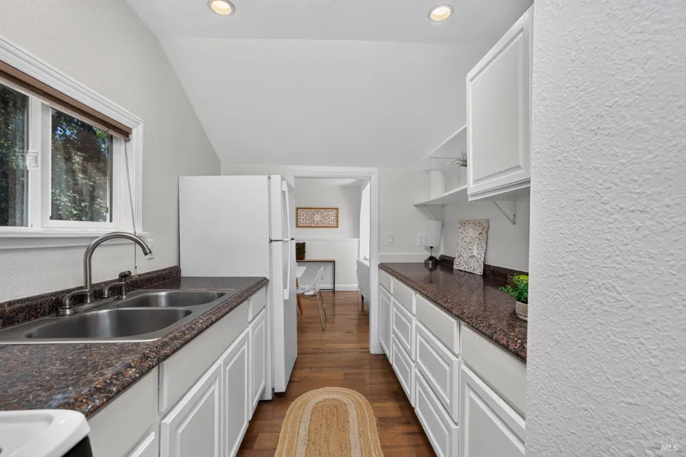 8645 Mirabel Road Forestville, CA 95436