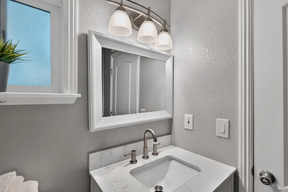 8645 Mirabel Road Forestville, CA 95436