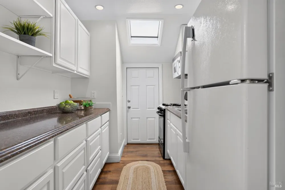 8645 Mirabel Road Forestville, CA 95436