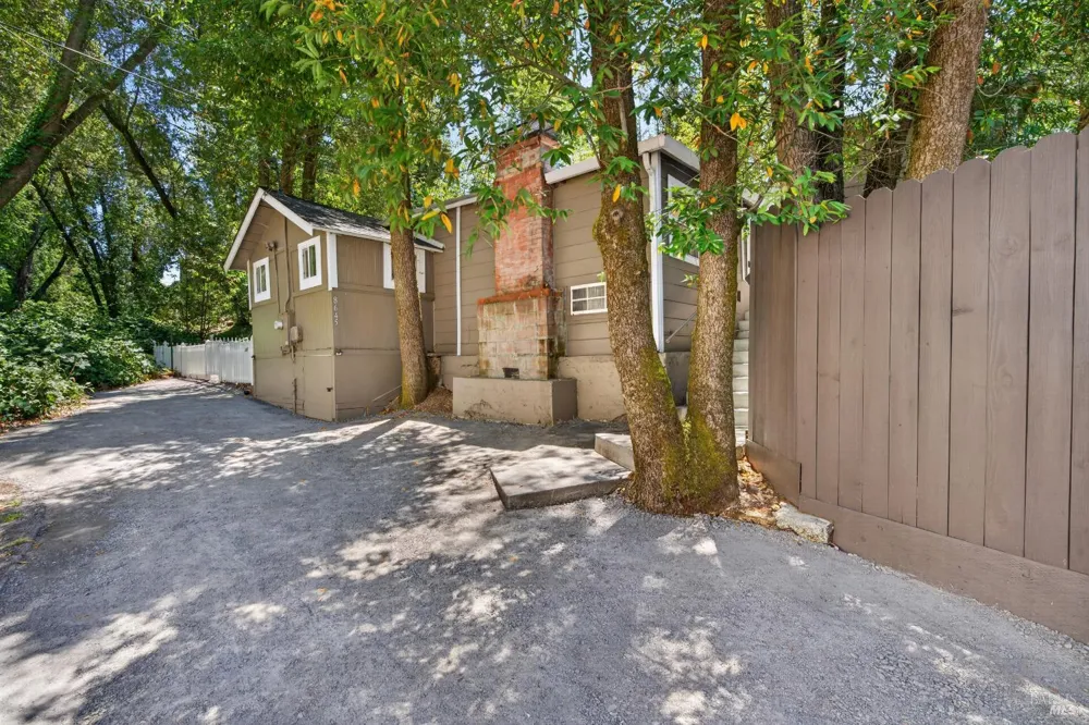 8645 Mirabel Road Forestville, CA 95436