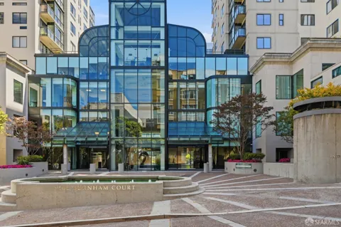 1 Daniel Burnham Court ##315