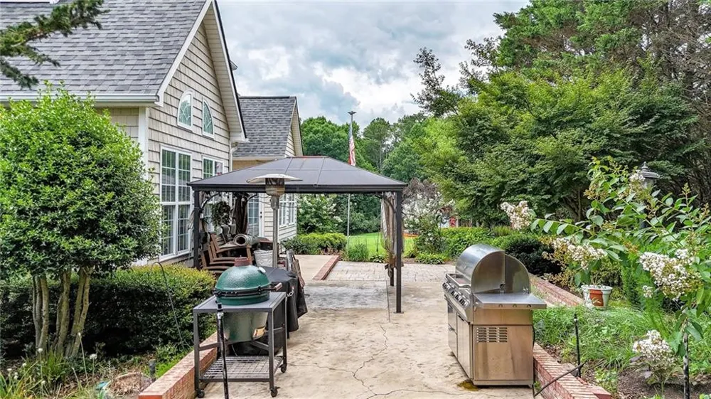 325 Highland Pointe Drive Cohutta, GA 30710