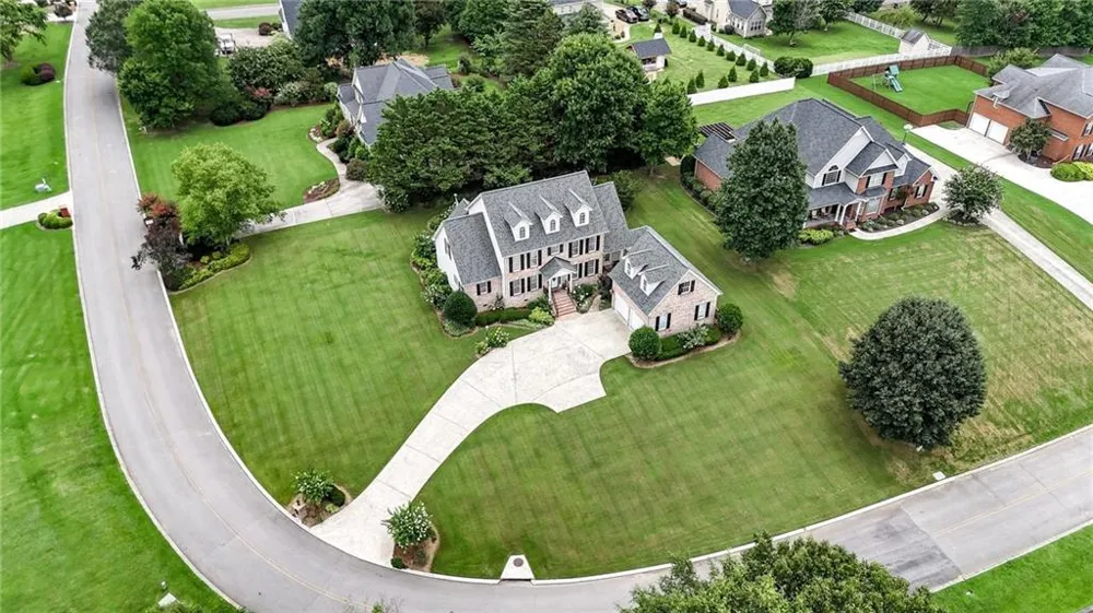 325 Highland Pointe Drive Cohutta, GA 30710