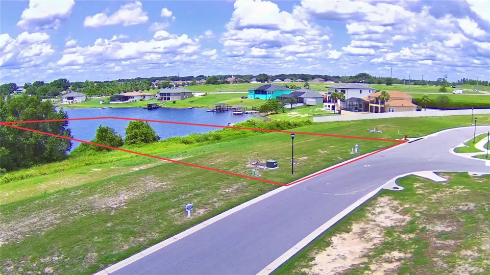 4389 JULIANA LAKE DRIVE Auburndale, FL 33823