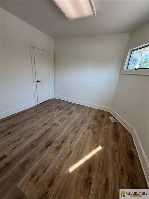 129 S Plainfield Avenue #3