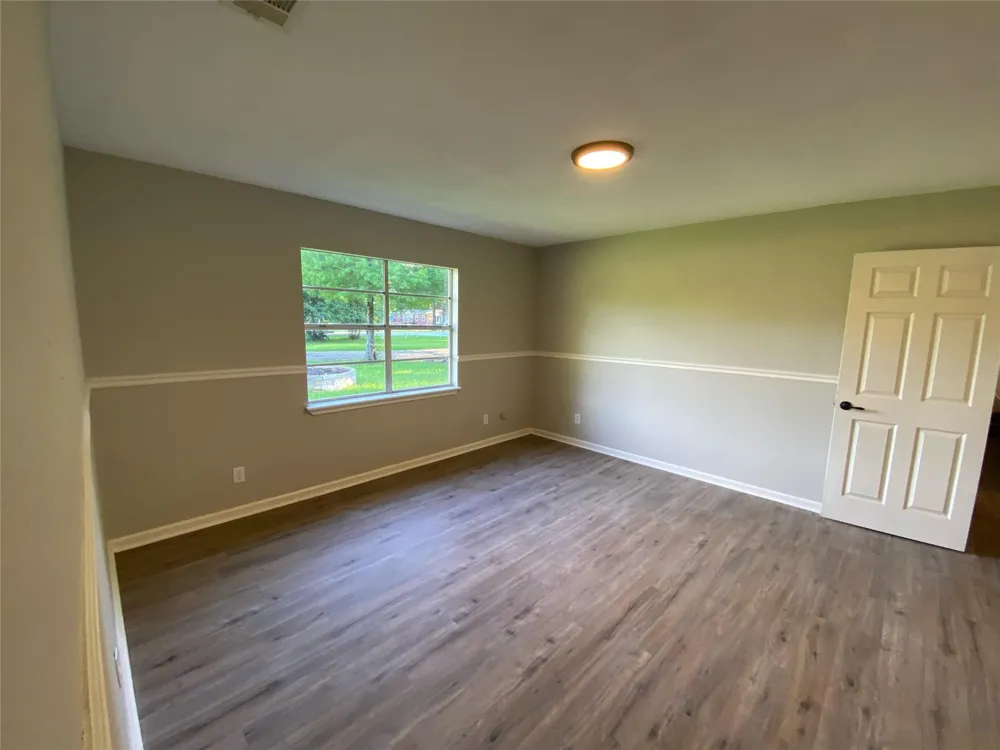 26941 E River Road Splendora, TX 77372