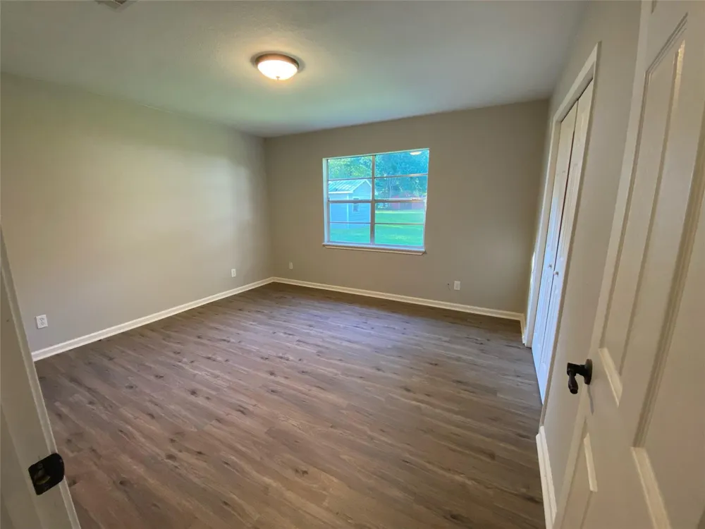 26941 E River Road Splendora, TX 77372