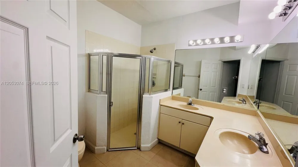 11461 NW 76th St #11461 Doral, FL 33178