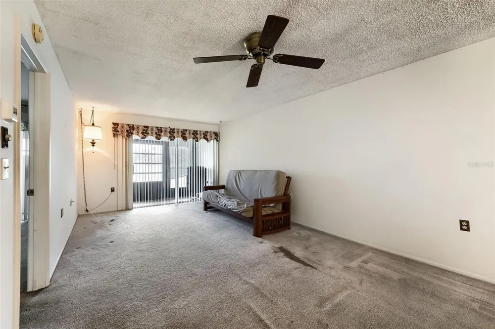 11210 CARRIAGE HILL DRIVE #6 Port Richey, FL 34668
