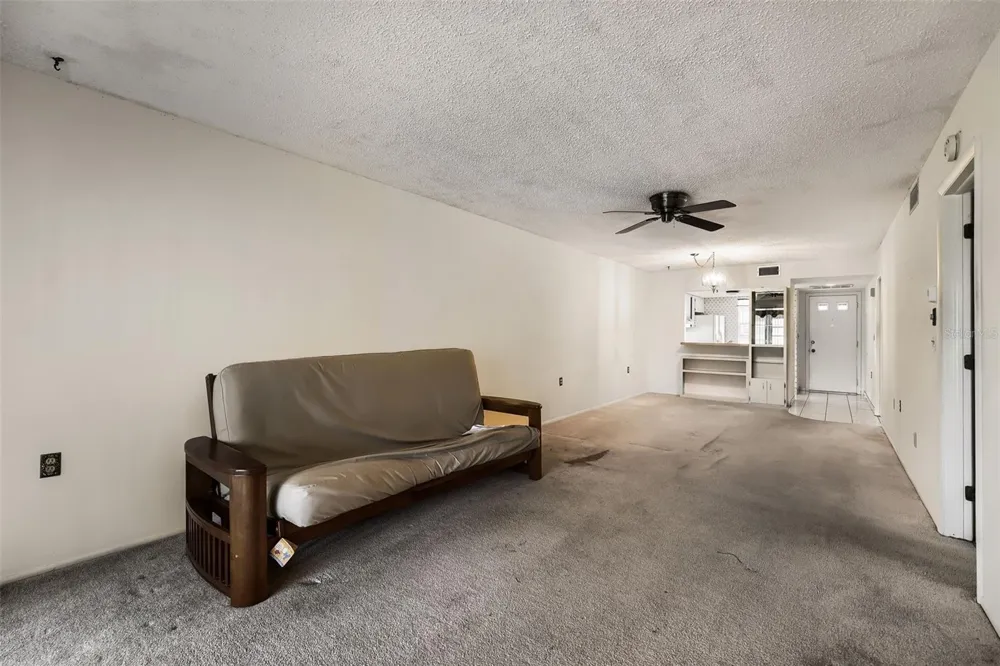 11210 CARRIAGE HILL DRIVE #6 Port Richey, FL 34668
