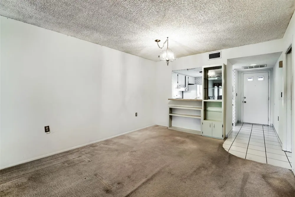 11210 CARRIAGE HILL DRIVE #6 Port Richey, FL 34668