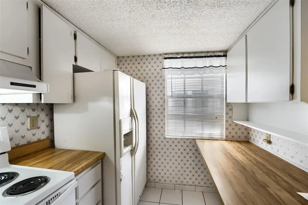 11210 CARRIAGE HILL DRIVE #6 Port Richey, FL 34668
