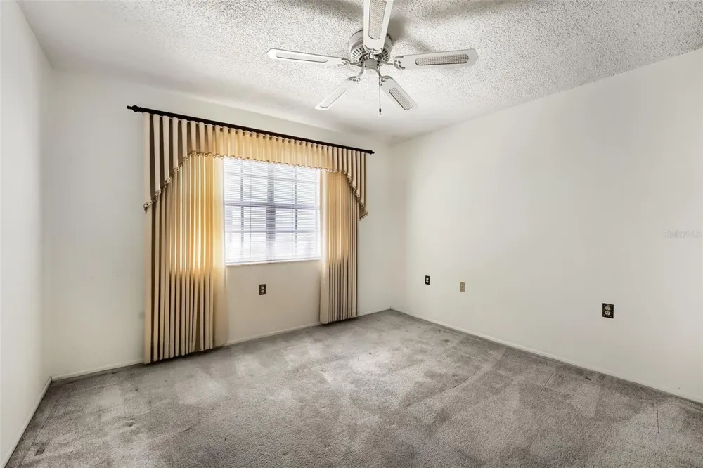 11210 CARRIAGE HILL DRIVE #6 Port Richey, FL 34668