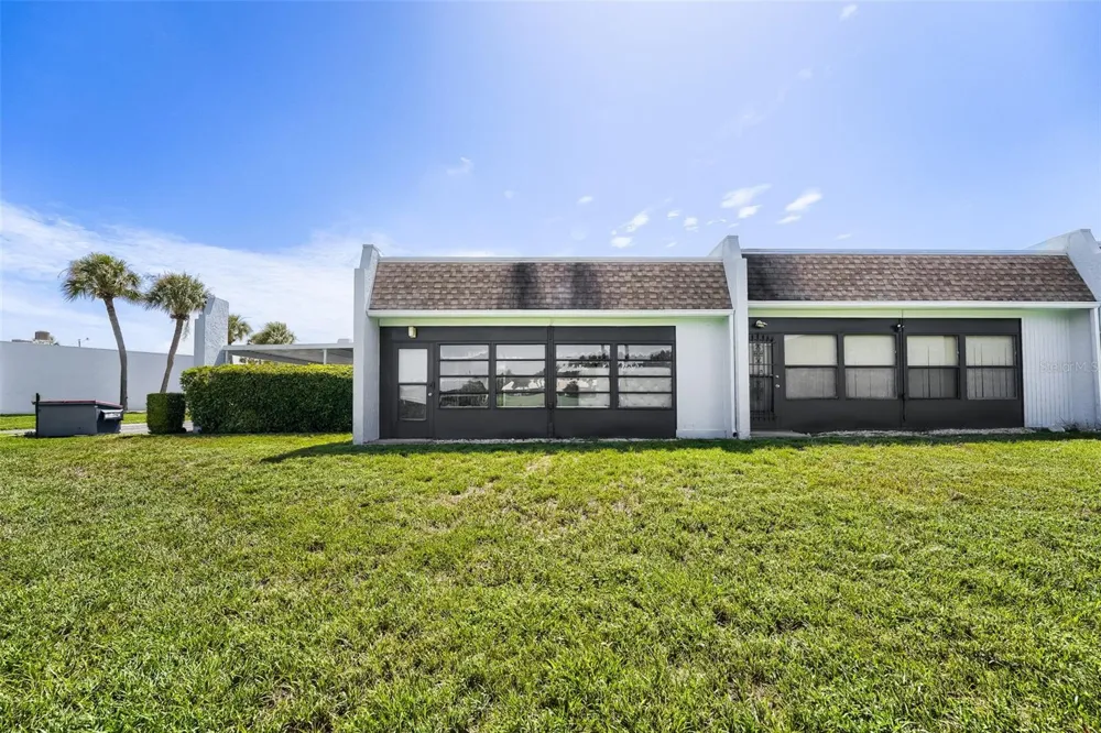 11210 CARRIAGE HILL DRIVE #6 Port Richey, FL 34668