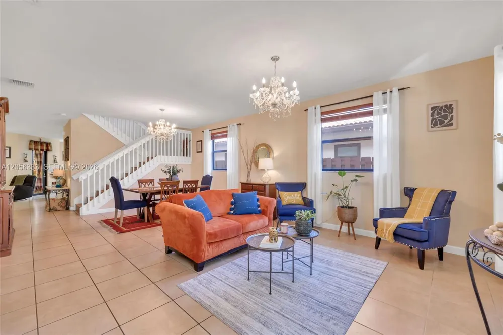 10445 SW 226th St Cutler Bay, FL 33190