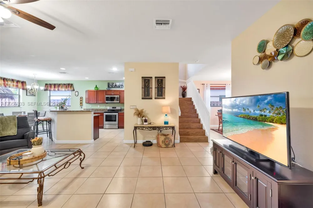 10445 SW 226th St Cutler Bay, FL 33190