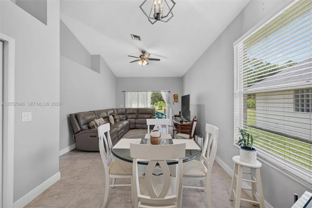 9760 Palm Breezes Dr Fort Pierce, FL 34945