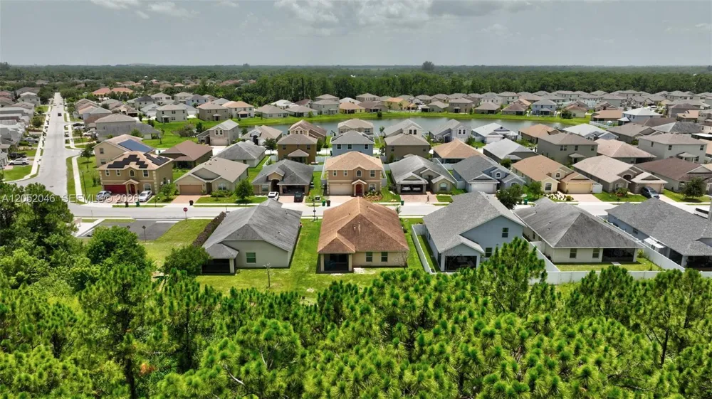 9760 Palm Breezes Dr Fort Pierce, FL 34945