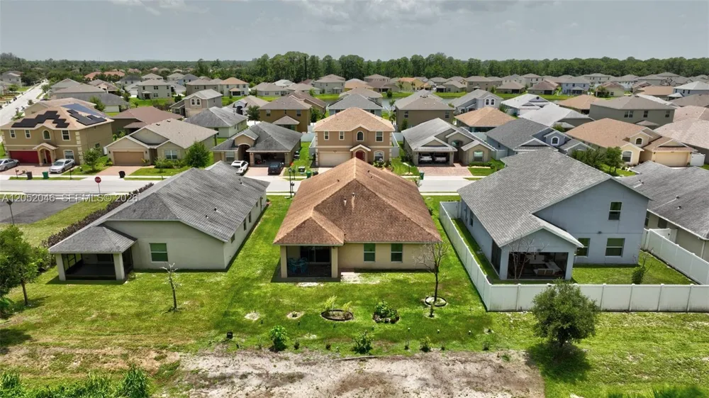 9760 Palm Breezes Dr Fort Pierce, FL 34945